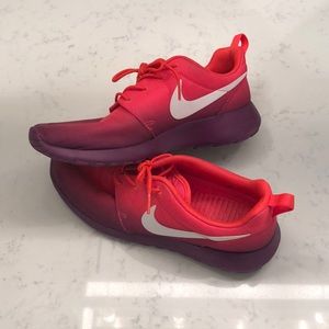 Nike Ombre Roshe Run